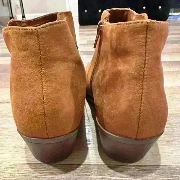 Size 9 Shoeland Faux Vegan Leather Zip Up Heeled Booties - Picture 4 of 5